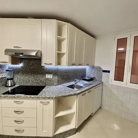 Yolo Spaces - Sotogrande - Puerto Luxury San Roque (Andalucia)