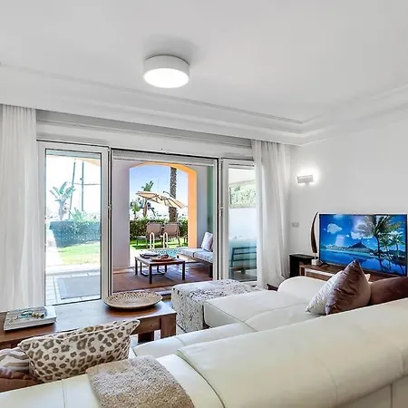Yolo Spaces - Sotogrande - Puerto Luxury Διαμέρισμα *