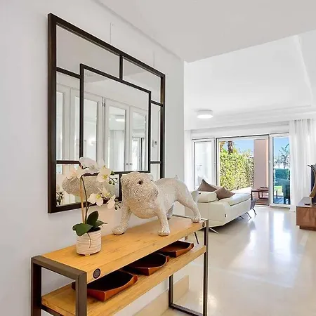 Yolo Spaces - Sotogrande - Puerto Luxury Διαμέρισμα