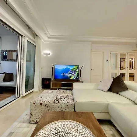 Yolo Spaces - Sotogrande - Puerto Luxury Διαμέρισμα *