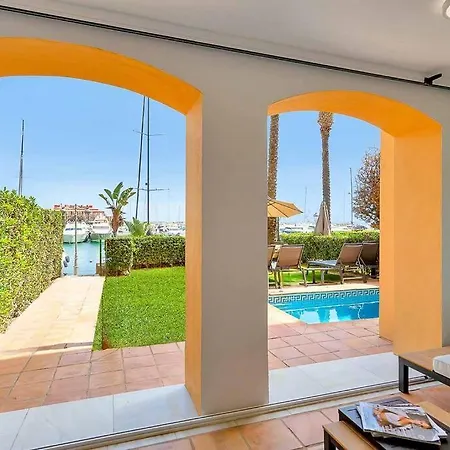 Yolo Spaces - Sotogrande - Puerto Luxury